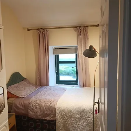 ホームステイ Bernie's Place -