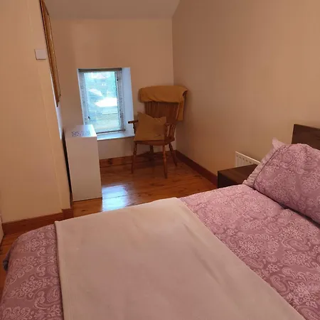 Bernie's Place - Quarto em Acomodações Particulares *