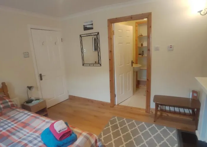 Bernie's Place - Rum i privatbostad